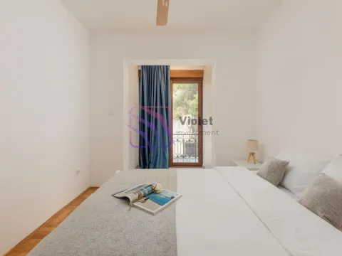 Sale, one bedroom apartment, 50m², Dobrota, Kotor - image 13