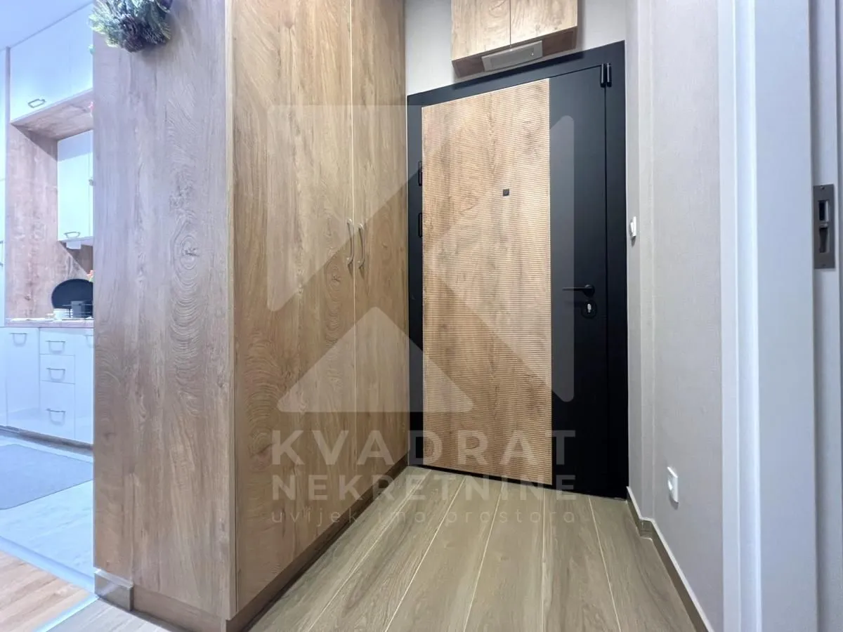 Izdavanje, jednosoban stan, 44m², Tološi, Podgorica