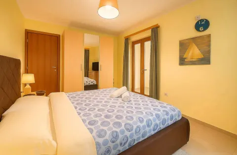 Sale, one bedroom apartment, 48m², Rafailovići, Budva - image 2