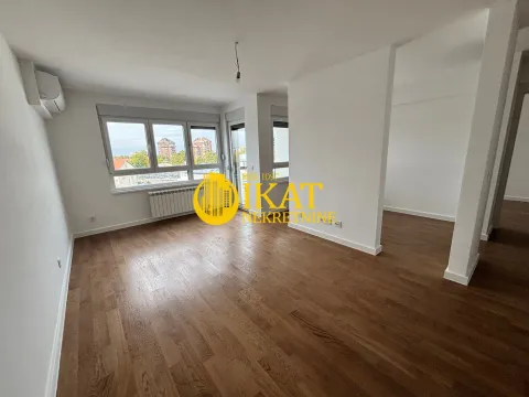 Prodaja, dvosoban stan, 66m², Zemun Gornji Grad, Zemun Sve Podlokacije - image 4