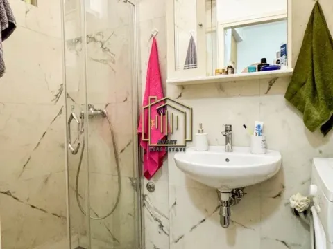 Sale, two bedroom apartment, 86m², Podgorica, Crna Gora - image 16