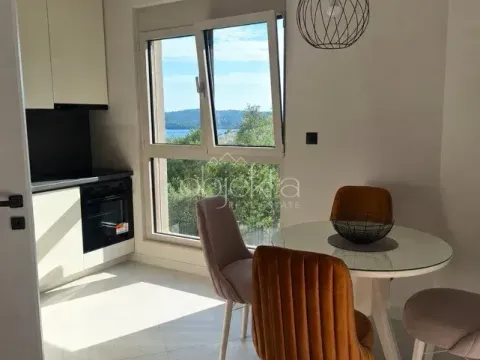Rent, apartment, 41m², Tivat, Crna Gora - image 2