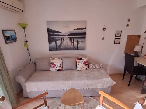 Prodaja, jednosoban stan, 46m², Donja Lastva, Tivat - image 3