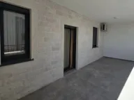 Izdavanje, dvosoban stan, 100m², Stara Varoš, Podgorica - image 9