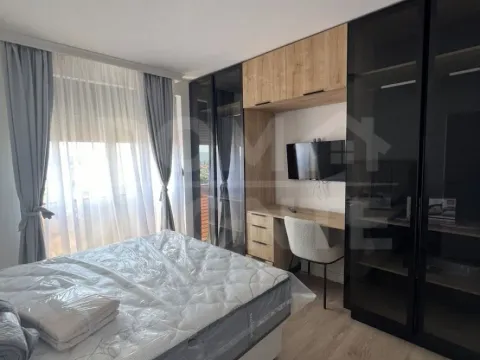 Rent, one bedroom apartment, 42m², Tivat, Crna Gora - image 5