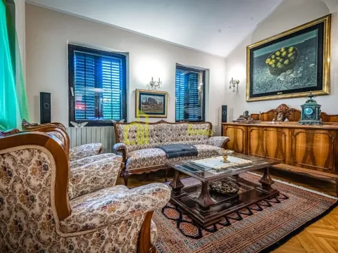 Sale, house, 280m², Masline, Podgorica - image 5