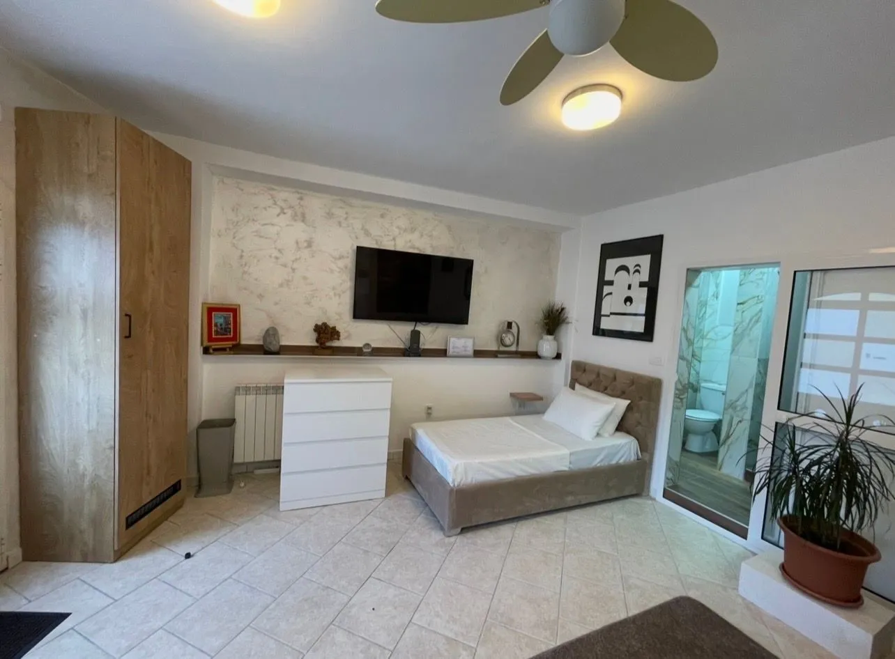 Rent, studio apartment, 35m², Stara Varoš, Podgorica