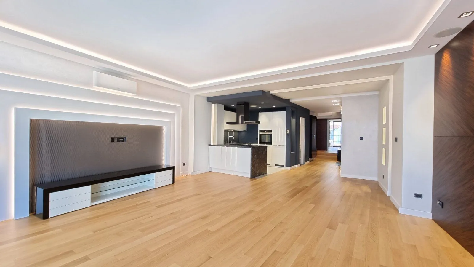 Sale, two bedroom apartment, 108m², Budva, Crna Gora