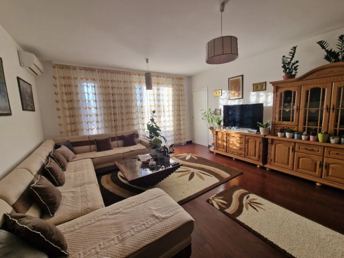 Prodaja, trosoban stan, 73m², Topolica, Bar