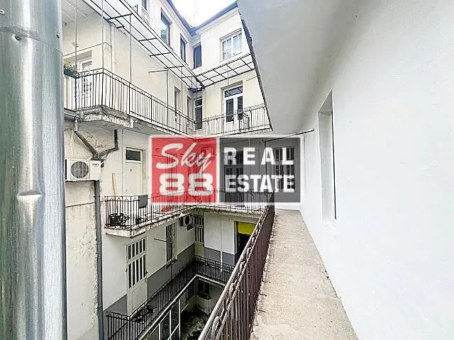 Sale, two bedroom apartment, 87m², Stari Grad, Beograd