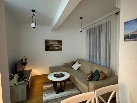 Rent, one bedroom apartment, 33m², City Kvart, Podgorica - image 4