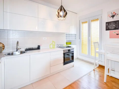 Izdavanje, jednosoban stan, 50m², City Kvart, Podgorica - image 7