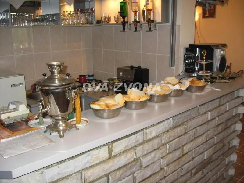 Prodaja, ugostiteljski objekat, 528m², Mionica, Srbija