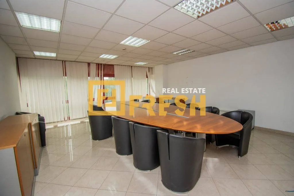 Rent, office space, 412m², Preko Morače, Podgorica