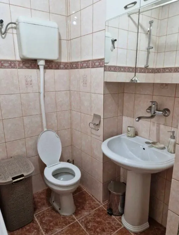 Izdavanje, jednosoban stan, 58m², Preko Morače, Podgorica