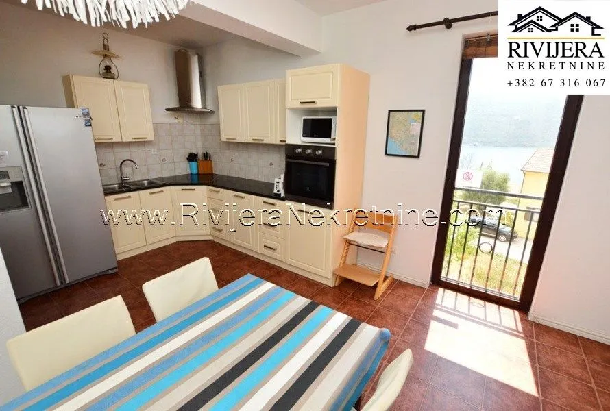 Prodaja, dvosoban stan, 90m², Kumbor, Herceg Novi