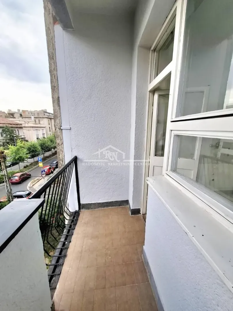 Sale, two bedroom apartment, 58m², Vračar Sve Podlokacije, Beograd