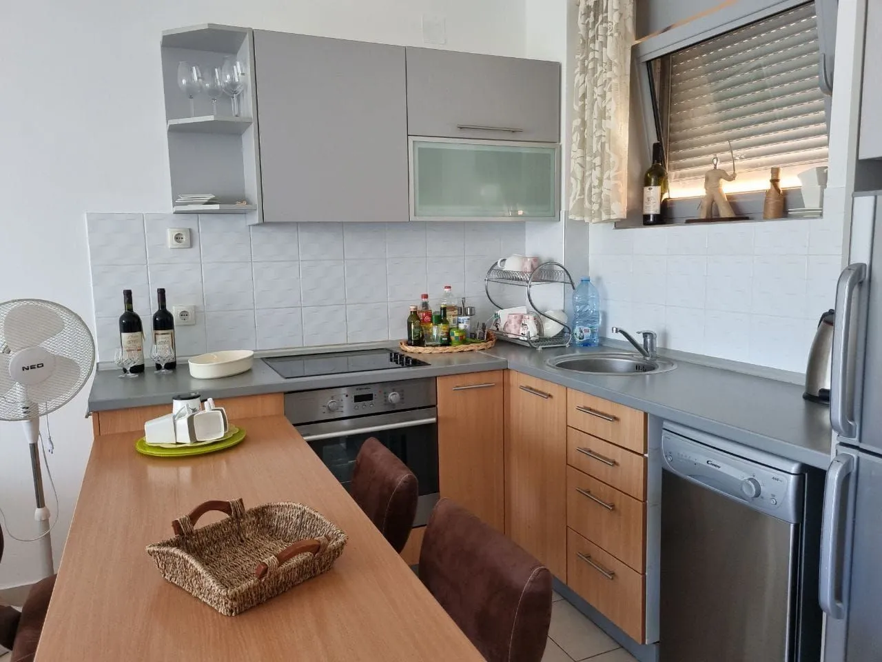 Sale, two bedroom apartment, 54m², Petrovac, Budva