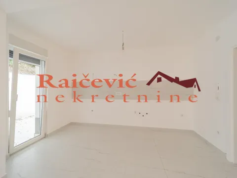 Prodaja, trosoban stan, 95m², Grocka, Beograd - image 5