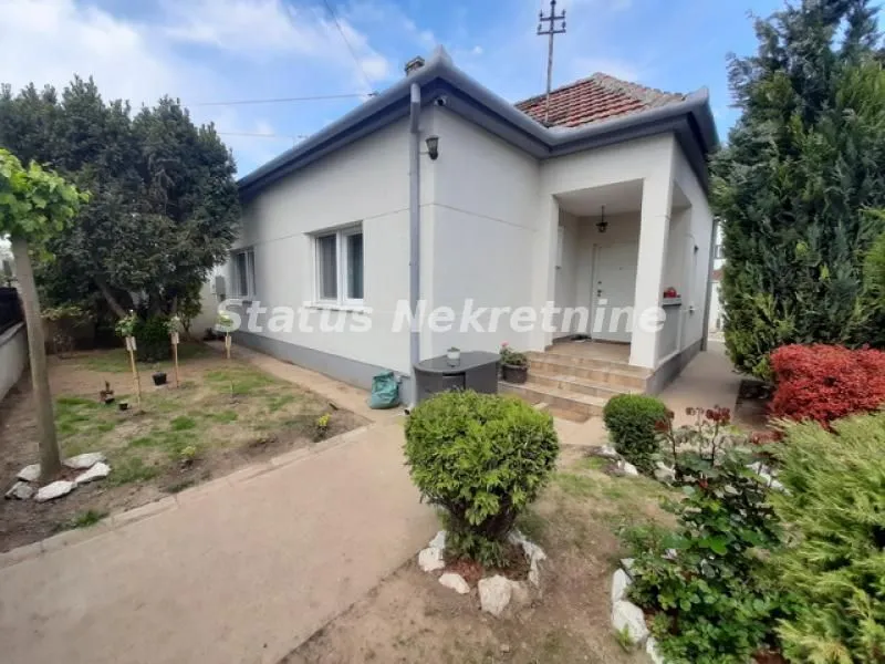 Prodaja, kuća, 157m², Salajka, Novi Sad Sve Podlokacije