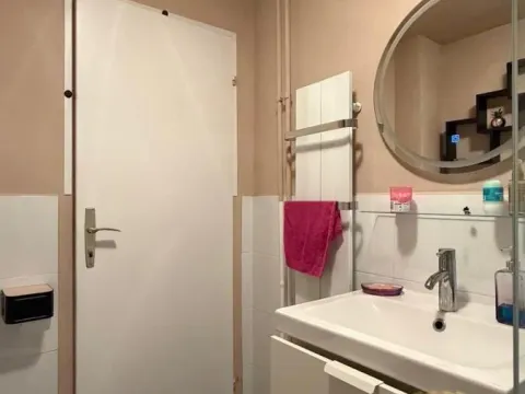 Rent, two bedroom apartment, 49m², Stari Grad, Beograd - image 11