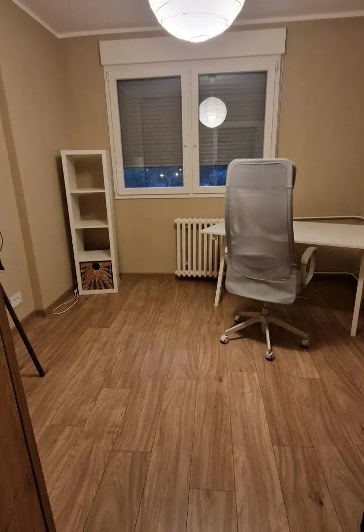 Izdavanje, trosoban stan, 86m², Novi Beograd Blok 63, Novi Beograd Sve Podlokacije