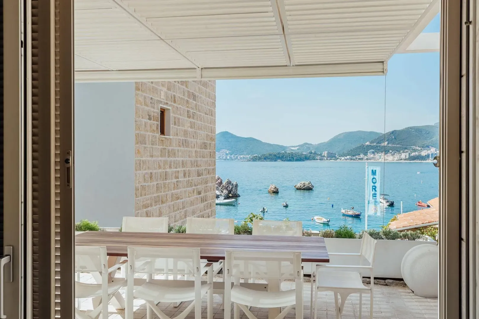 Prodaja, kuća, 320m², Pržno, Budva