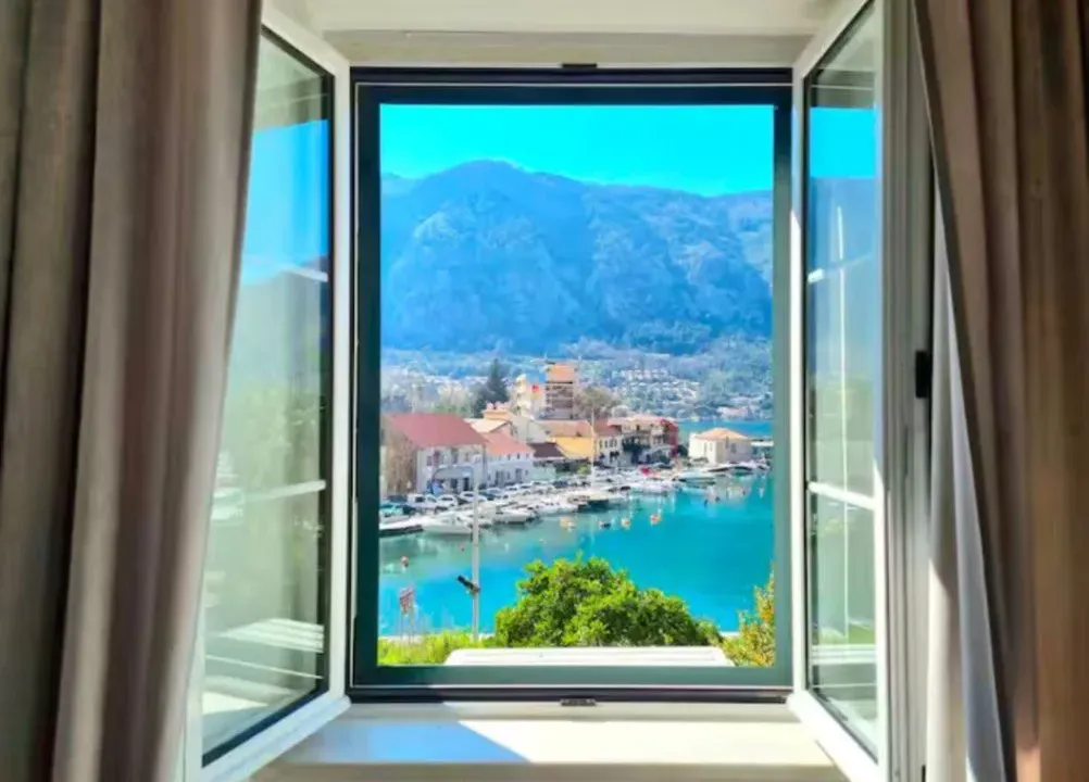Prodaja, jednosoban stan, 42m², Stari Grad Kotor, Kotor