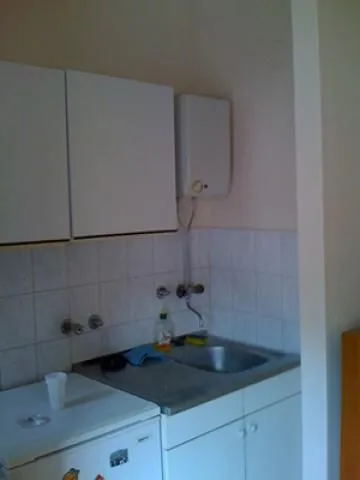 Izdavanje, četvorosoban stan, 117m², Kalenić Pijaca, Vračar Sve Podlokacije