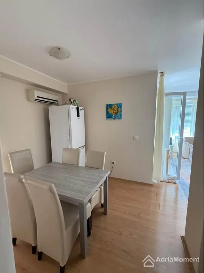 Sale, two bedroom apartment, 68m², Dobre Vode, Bar