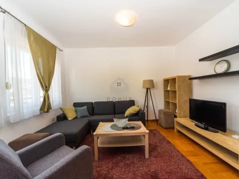 Rent, one bedroom apartment, 45m², Dalmatinska ulica, Podgorica - image 2
