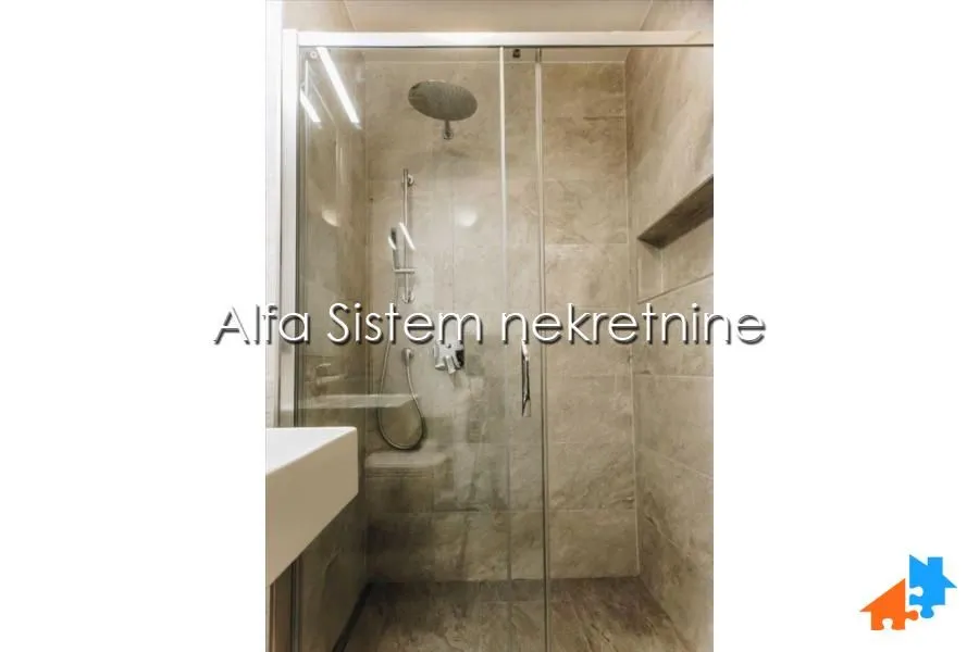 Izdavanje, trosoban stan, 68m², Crveni Krst, Beograd