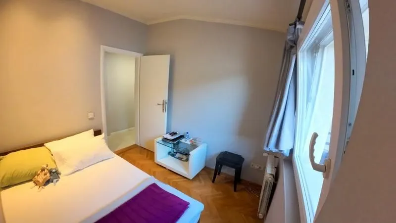 Sale, three bedroom apartment, 99m², Kalenić Pijaca, Vračar Sve Podlokacije