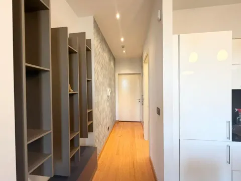 Izdavanje, dvosoban stan, 105m², Kod Capital Plaze, Podgorica - image 7