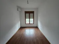 Izdavanje, trosoban stan, 96m², Master Kvart, Podgorica - image 2