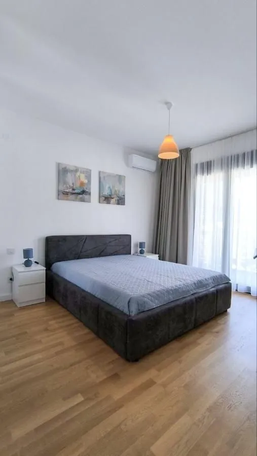 Rent, one bedroom apartment, 55m², Centar, Tivat