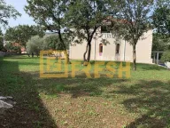 Izdavanje, kuća, 300m², Vranići, Podgorica - image 16