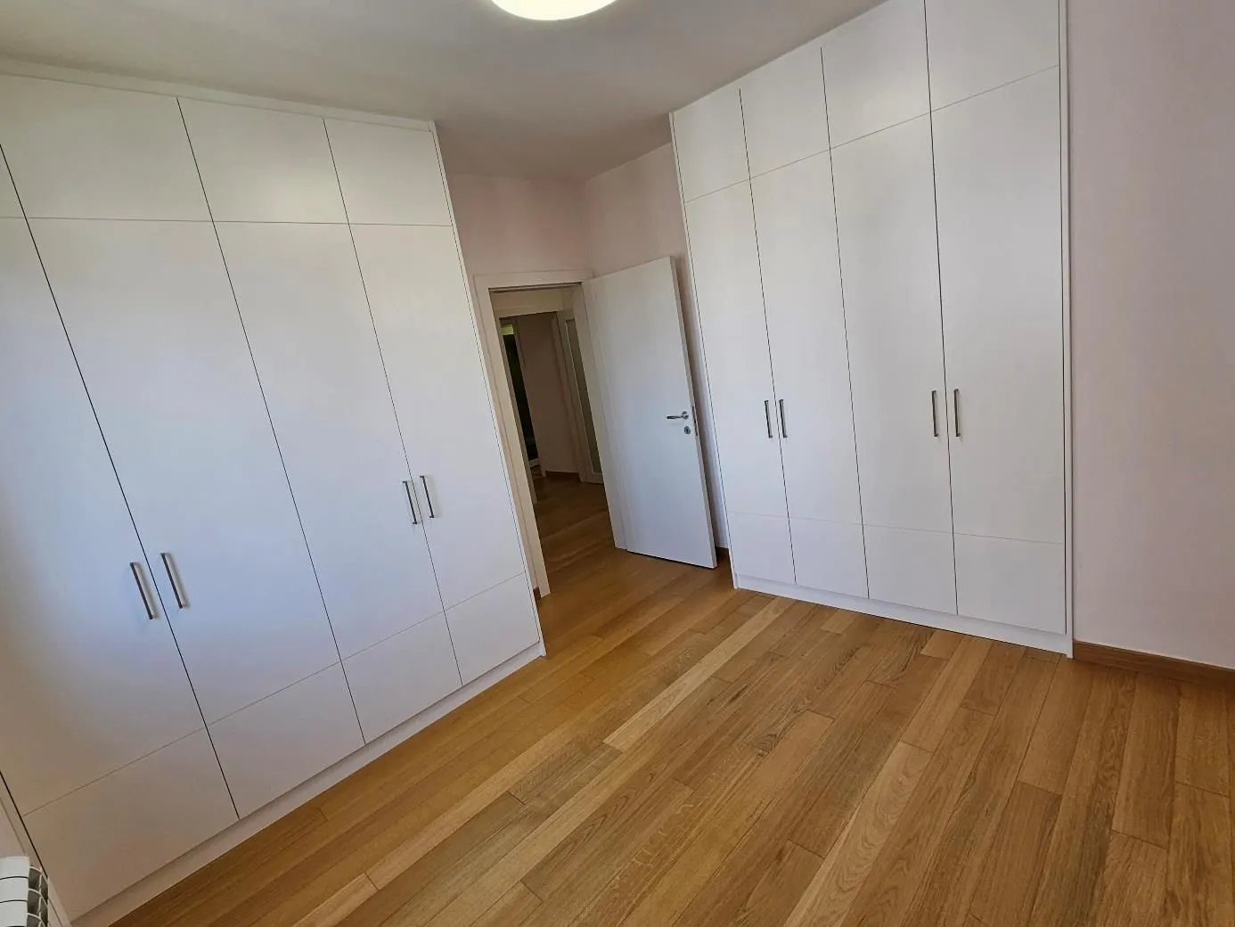 Rent, apartment, 136m², Kalenić Pijaca, Vračar Sve Podlokacije
