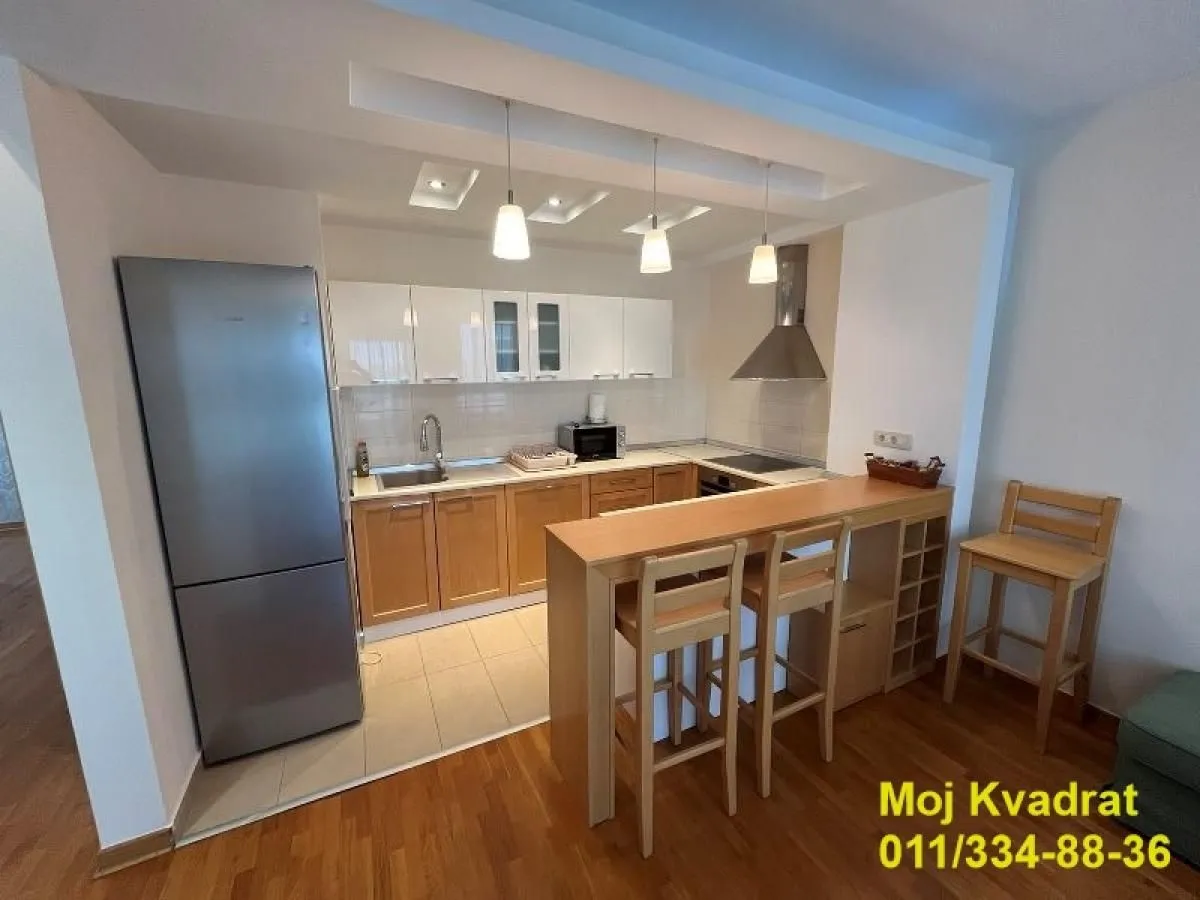 Prodaja, trosoban stan, 106m², Novi Beograd Blok 67, Novi Beograd Sve Podlokacije