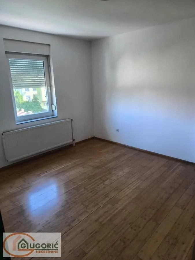Sale, three bedroom apartment, 90m², Podbara, Novi Sad Sve Podlokacije