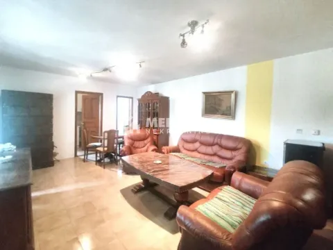 Prodaja, kuća, 472m², Čenta, Zrenjanin - image 7