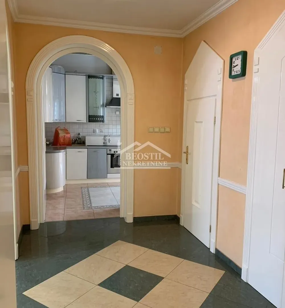 Rent, house, 141m², Stari Grad, Beograd