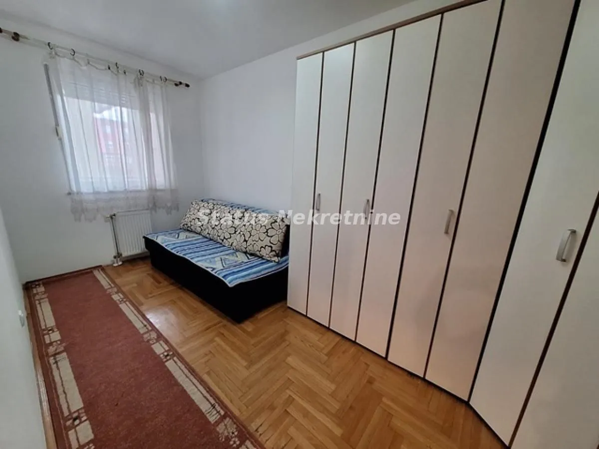 Izdavanje, dvosoban stan, 42m², Sajmište, Novi Sad