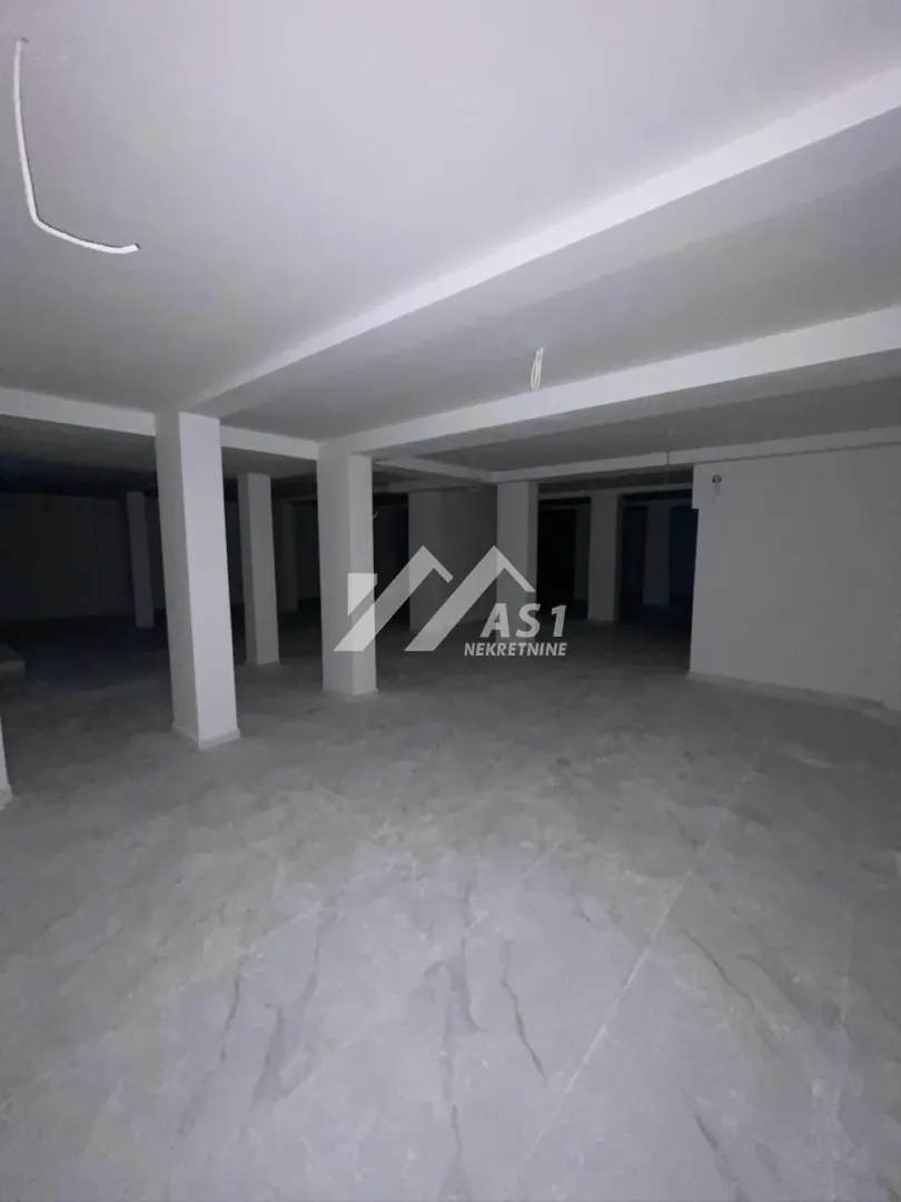 Rent, office space, 450m², Podbara, Novi Sad Sve Podlokacije