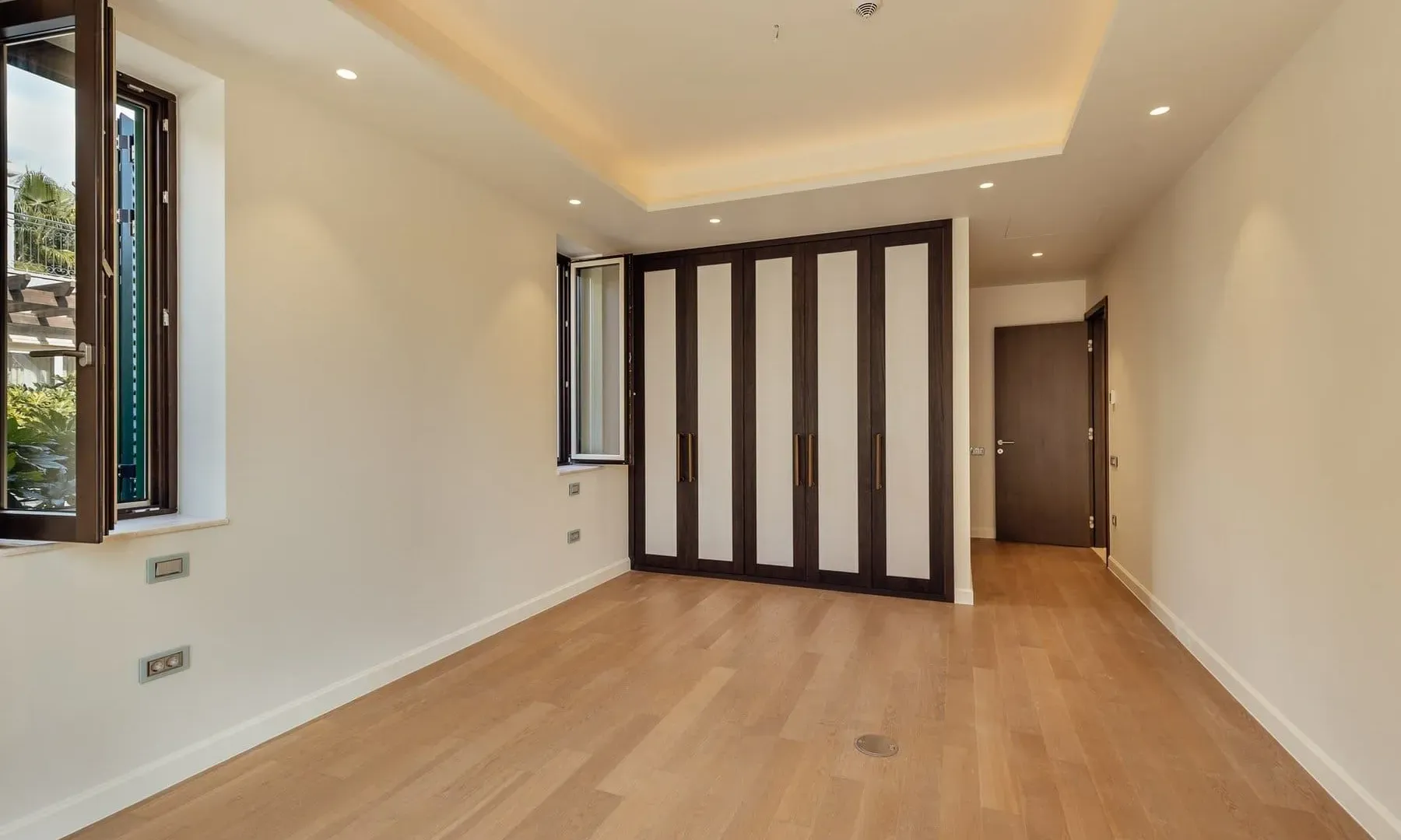 Prodaja, kuća, 287m², Portonovi, Herceg Novi