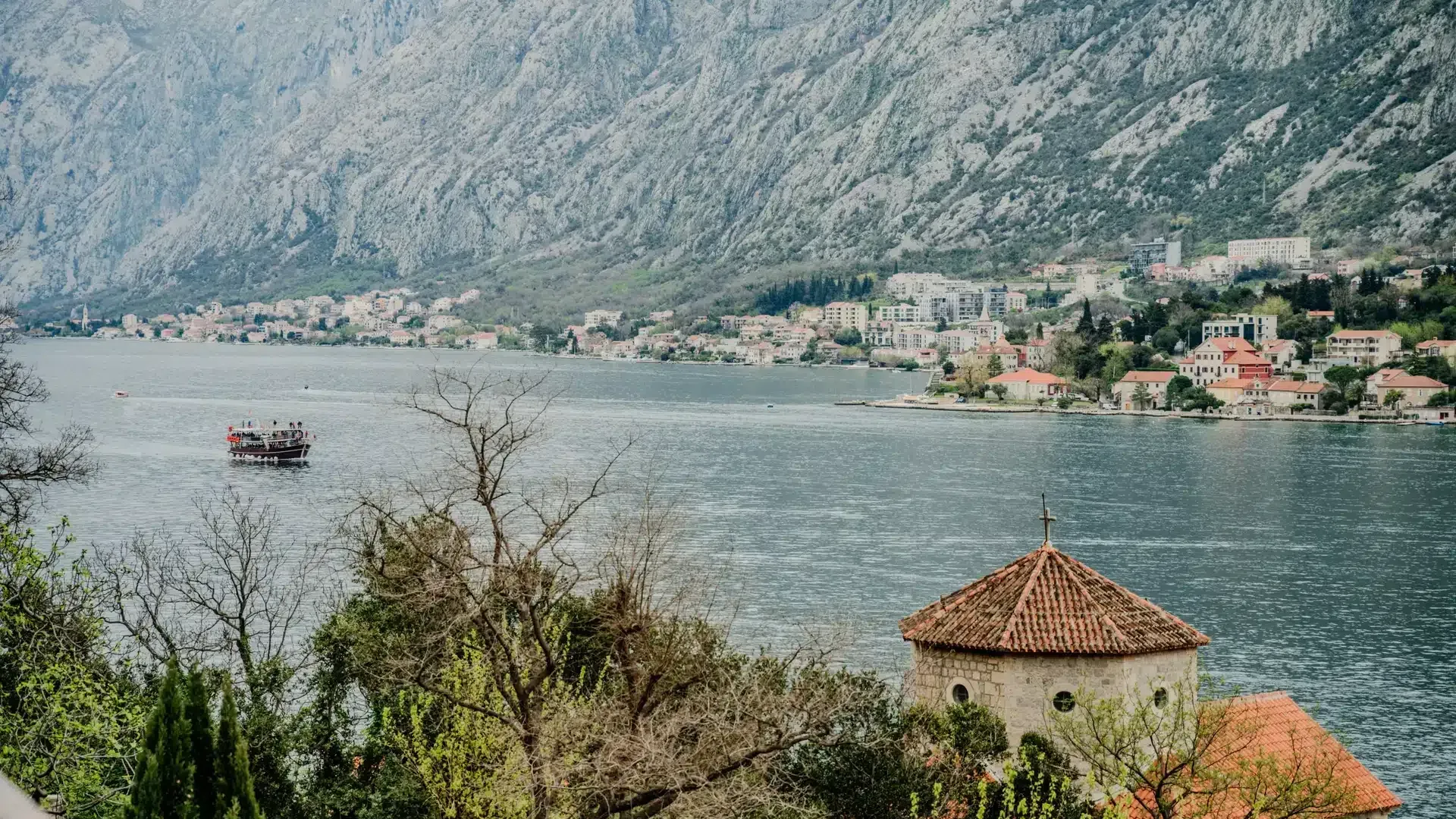 Prodaja, dvosoban stan, 50m², Muo, Kotor