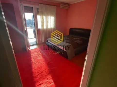Izdavanje, trosoban stan, 850m², Nova Dalmatinska, Podgorica - image 3