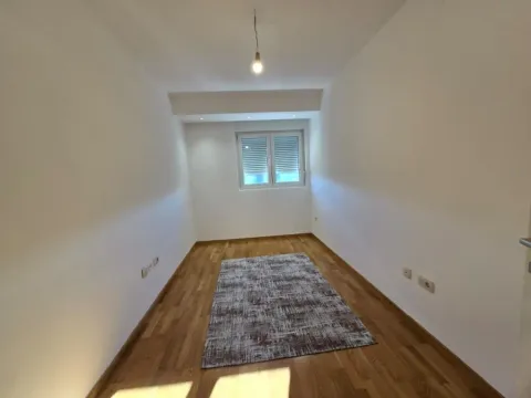Prodaja, dvosoban stan, 73m², City Kej, Podgorica - image 10