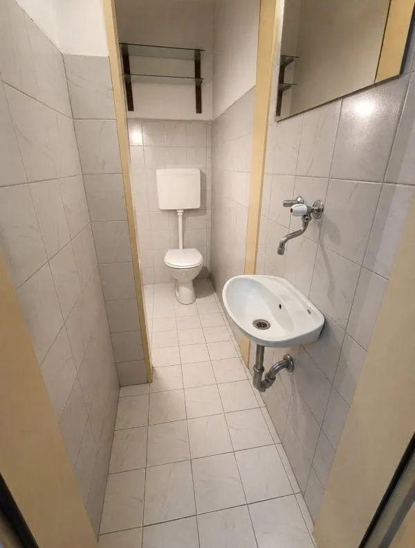 Sale, office space, 16m², Banjica, Voždovac Sve Podlokacije