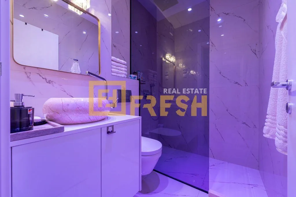 Sale, one bedroom apartment, 136m², Rafailovići, Budva